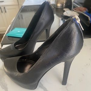 Steve Madden black heels